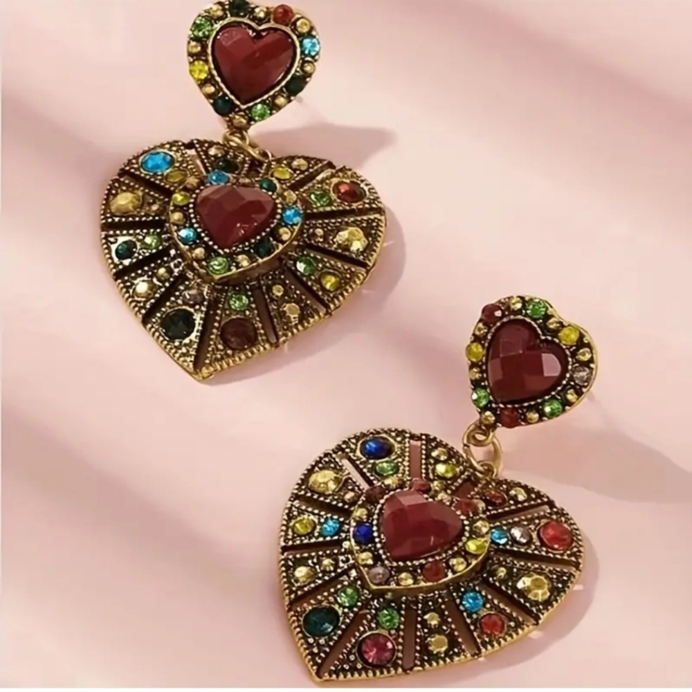 WORLD MARKET BOHO HEART DANGLE EARRINGS NWOT